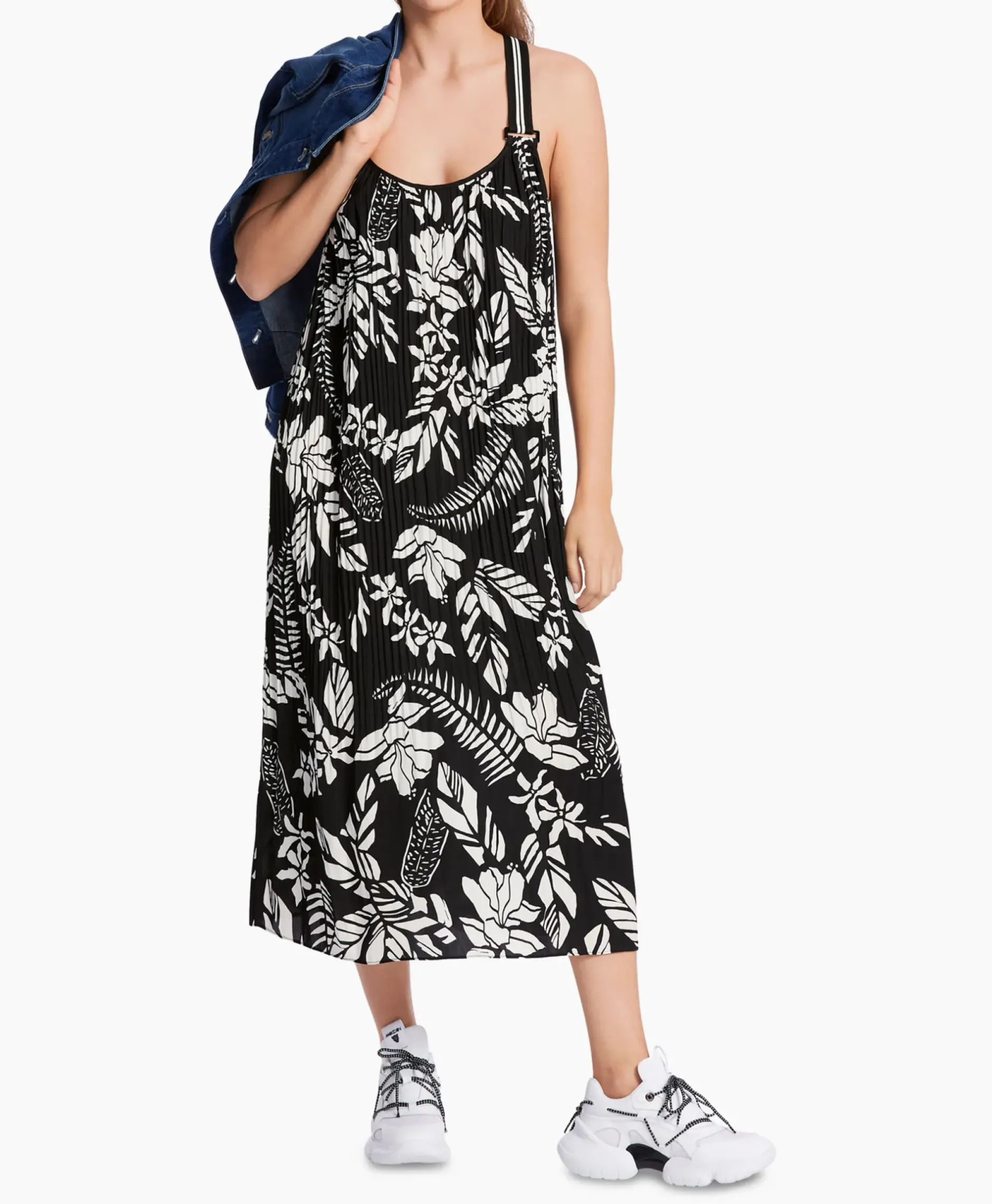 Jurk Ws 21.08 W22 Zwart^Marccain Sport New